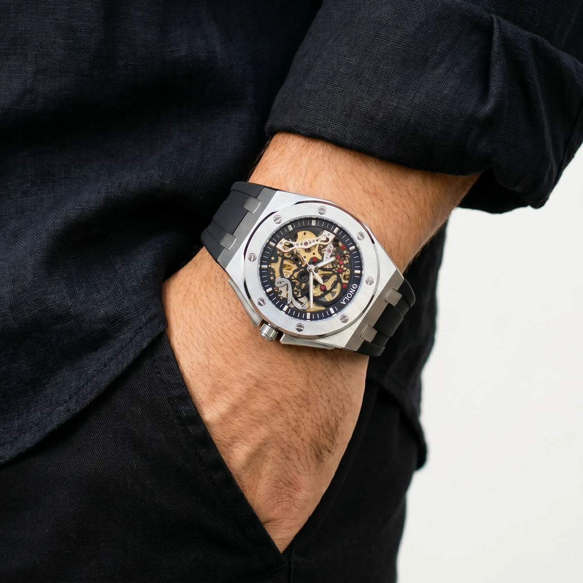 Valloren® Obsidian Crest | Valloren