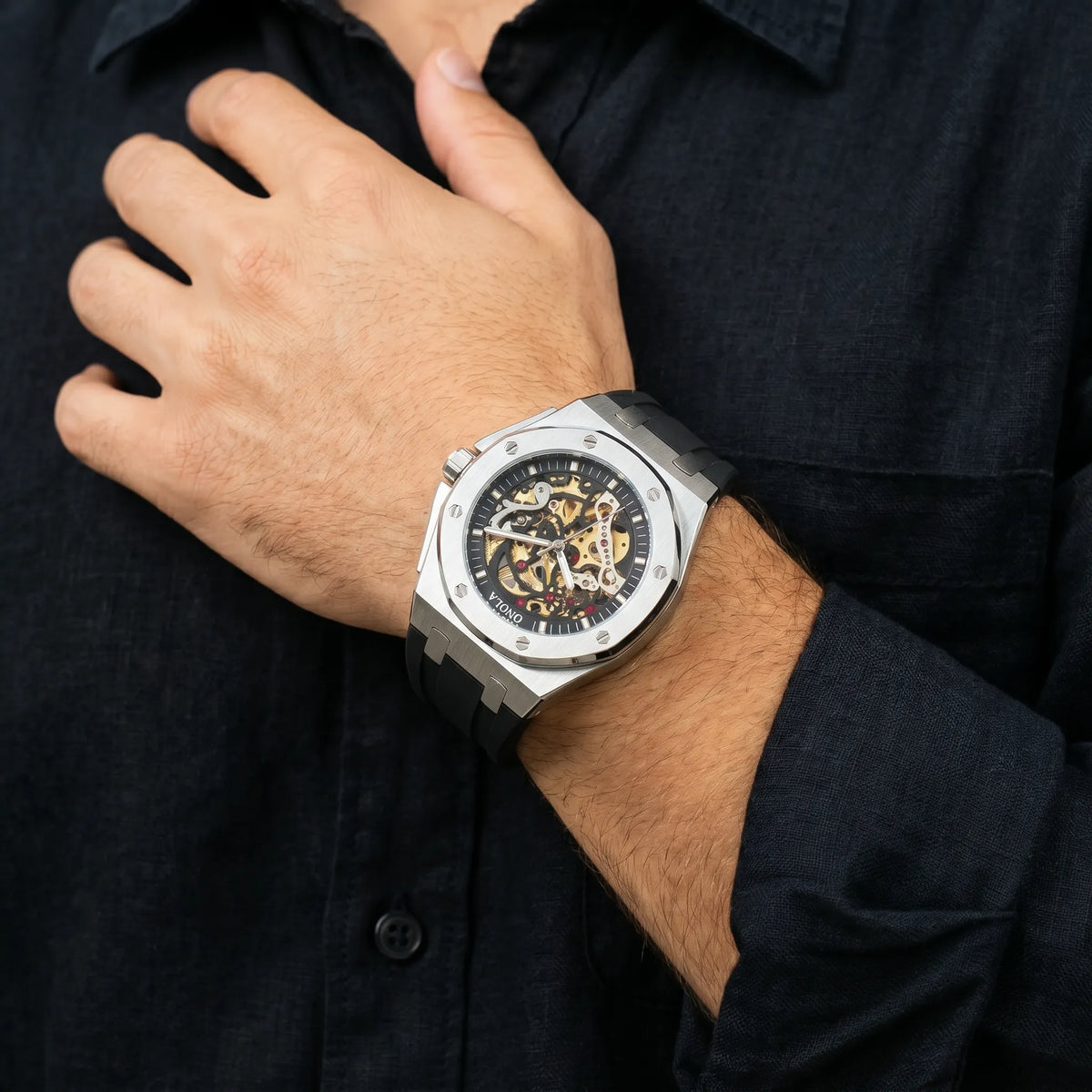 Valloren® Obsidian Crest | Valloren